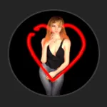 Logo FantasyVR Studio avec silhouette féminine dans un cœur rouge sur fond noir